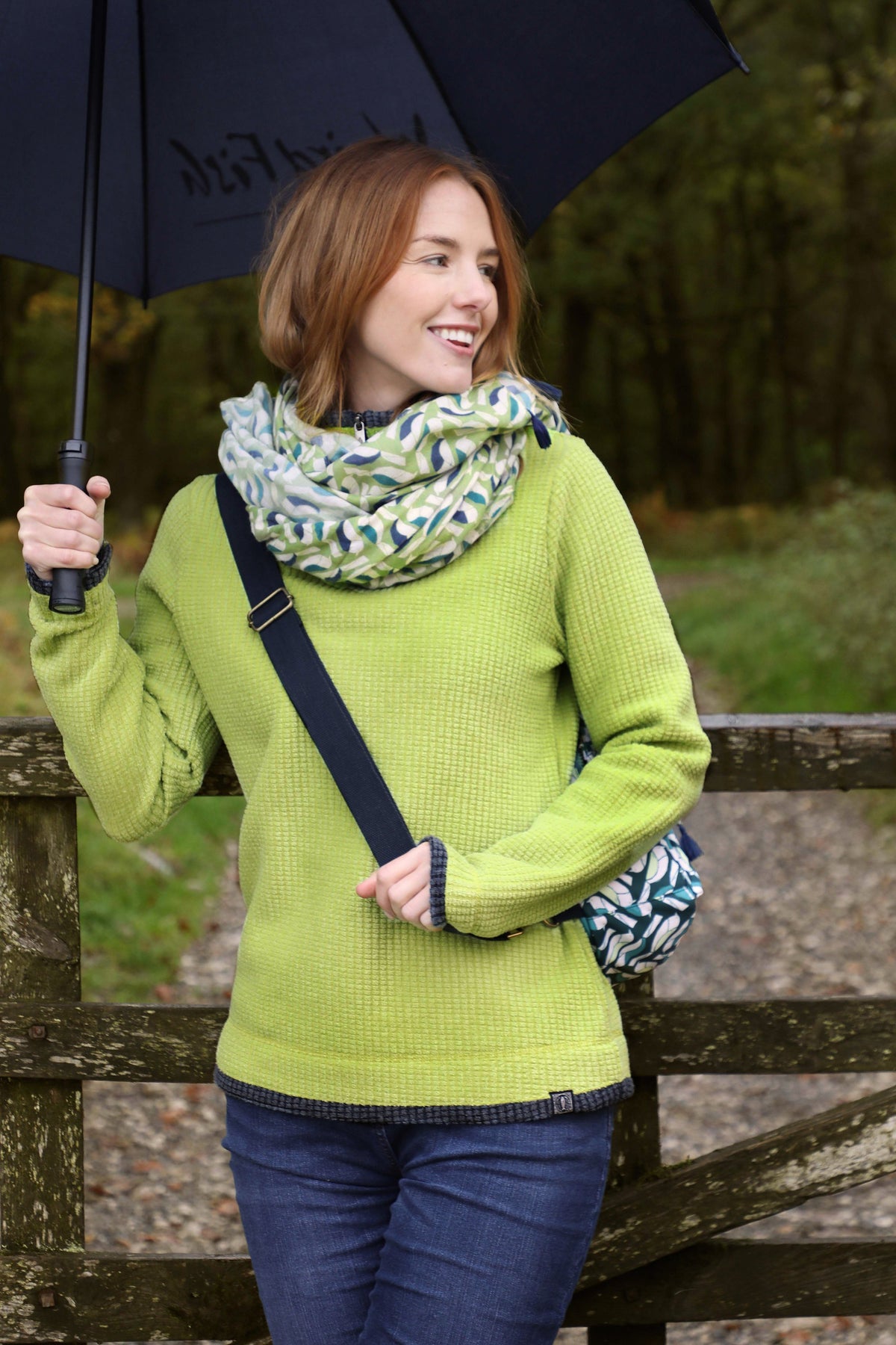 Weird Fish Beye 1/4 Zip Grid Fleece in Tarragon