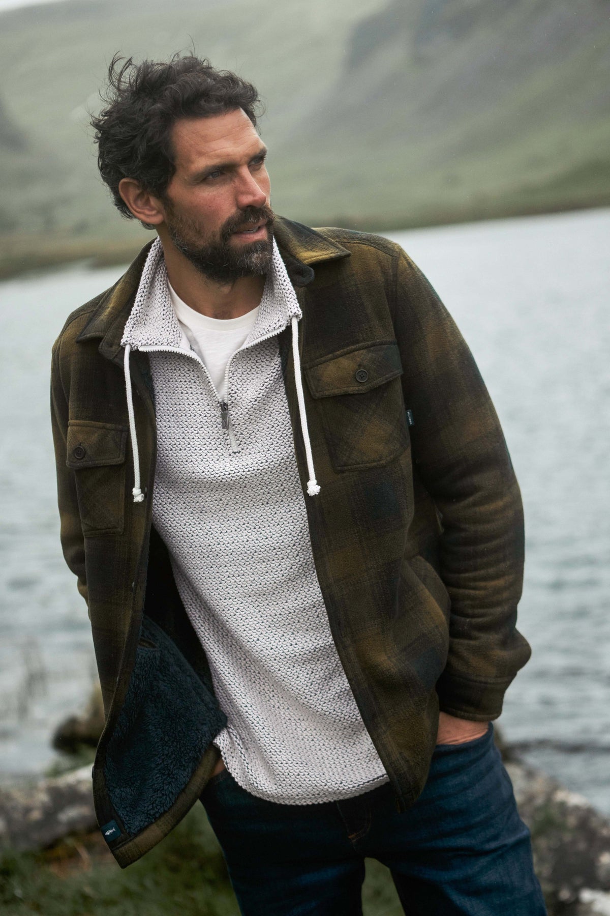 Weird Fish Cruiser 1/4 Zip Macaroni in Ecru