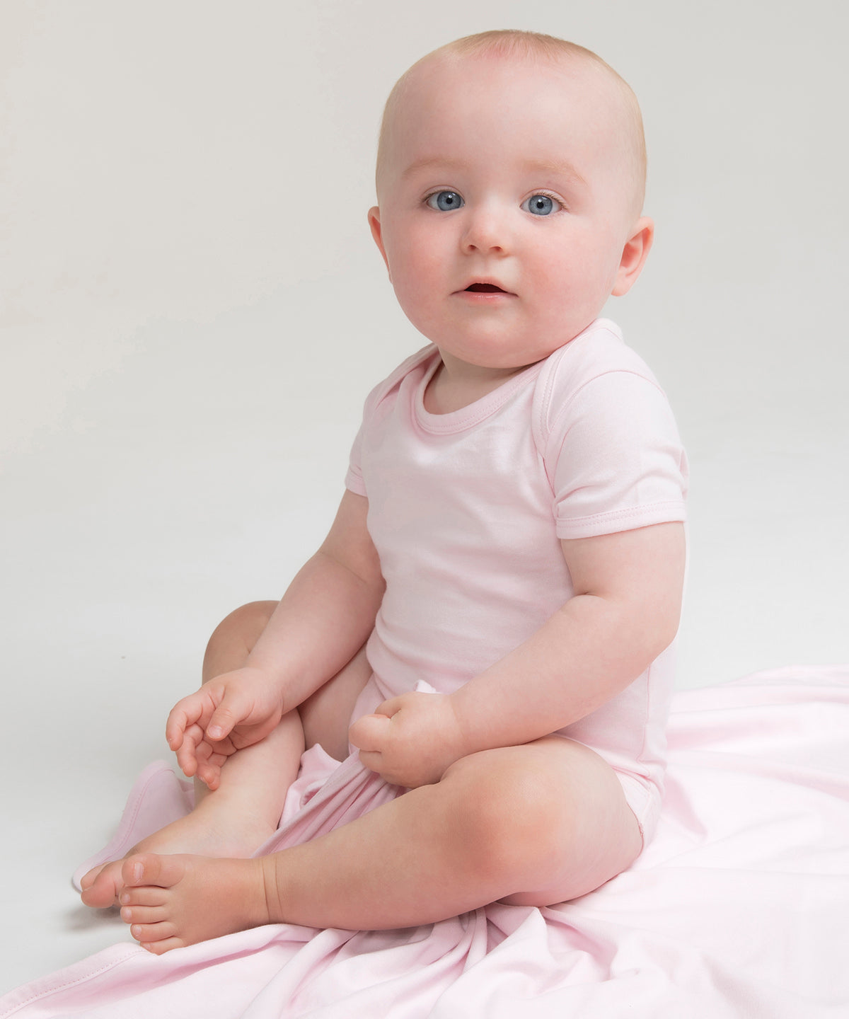 Larkwood Essential Short-Sleeved Bodysuit LW500