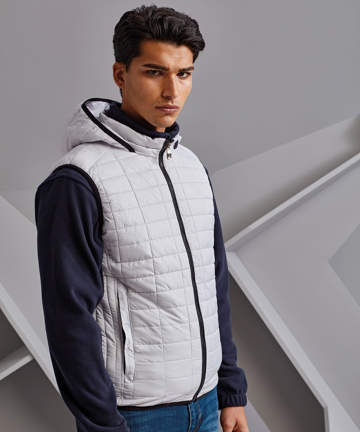 2786 - Honeycomb hooded gilet