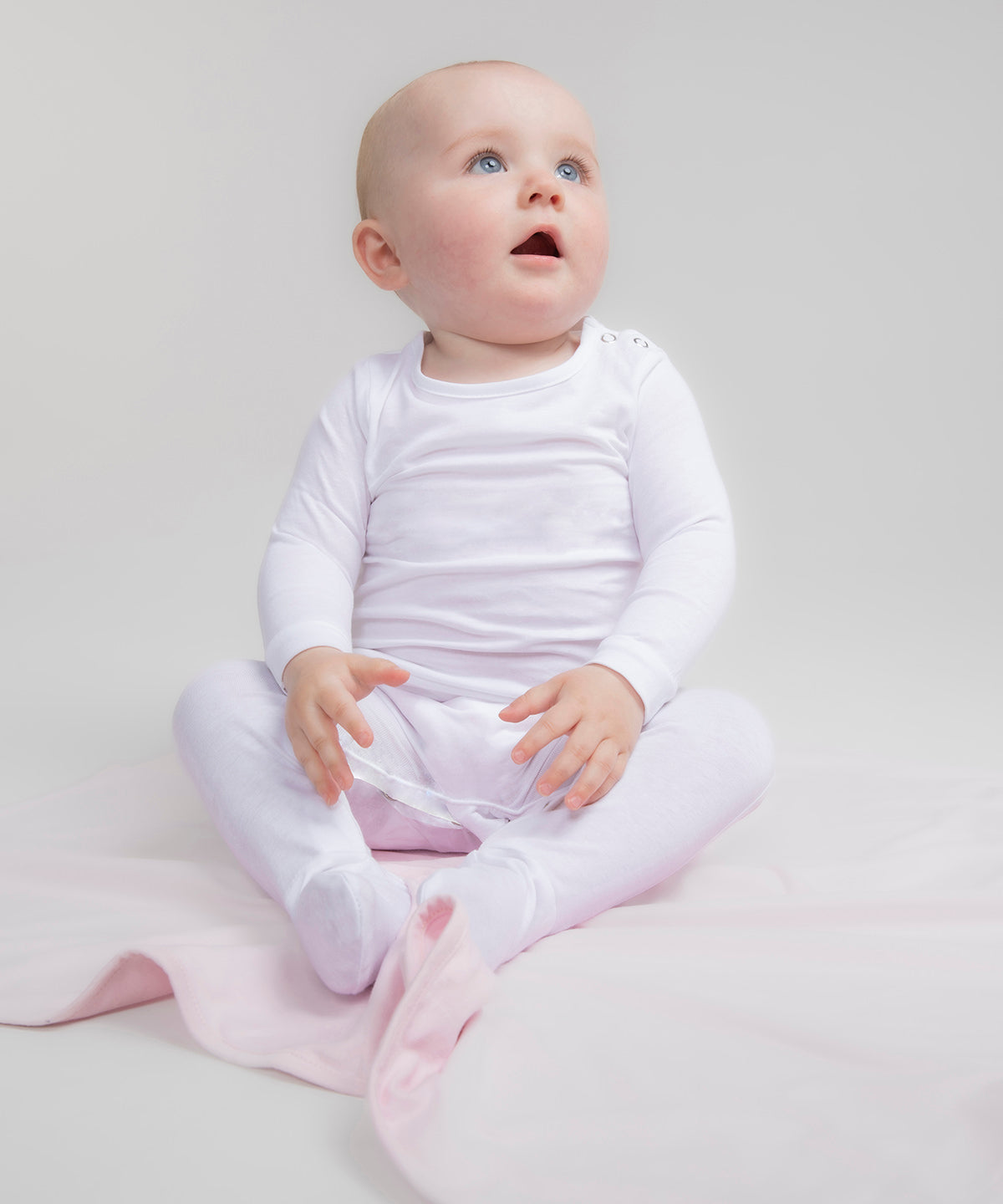 Larkwood Organic Sleepsuit LW650
